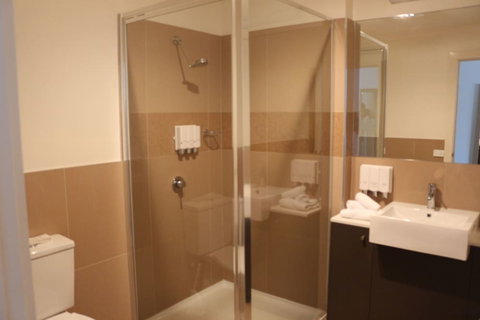 Bairnsdale International - Accommodation Mermaid Beach 4