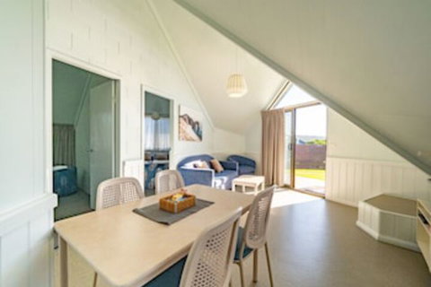 Beach Cabins Merimbula - Accommodation Mermaid Beach 0