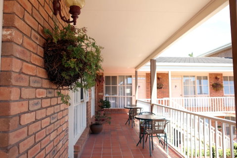 Summerhill Motor Inn - Adult Only - Accommodation Mermaid Beach 0