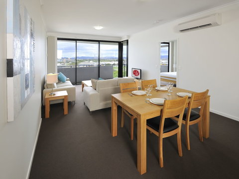 Apartments G60 Gladstone - Accommodation Mermaid Beach 1