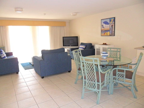 Nelson Bay Breeze Holiday Apartments - Accommodation Mermaid Beach 6