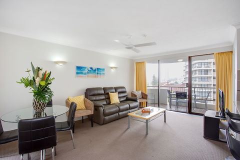 Pacific Resort Broadbeach - Accommodation Mermaid Beach 5