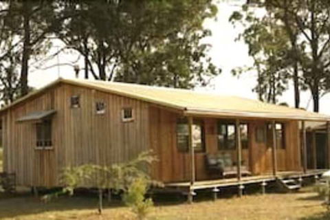 Lovedale Cottages - Accommodation Mermaid Beach 3
