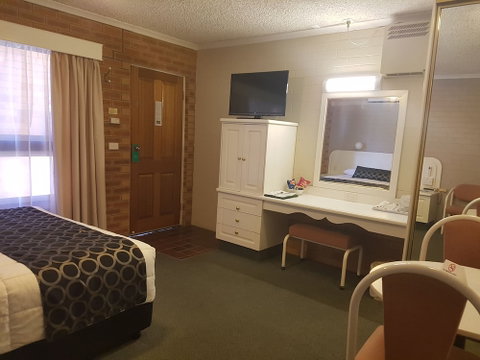 Cousins Motor Inn - Accommodation Mermaid Beach 4