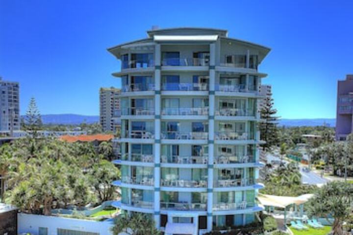 Surfers Paradise QLD Accommodation Mermaid Beach