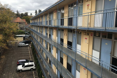 Mountway Holiday Apartments - Accommodation Mermaid Beach 2