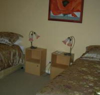 Busy Buzz B  B - Accommodation Mermaid Beach