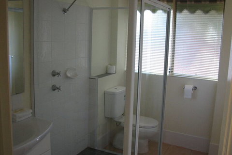 Lakeview Lodge - Accommodation Mermaid Beach 2