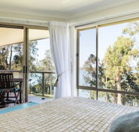 Anne's Waterfront Haven BB - Accommodation Mermaid Beach