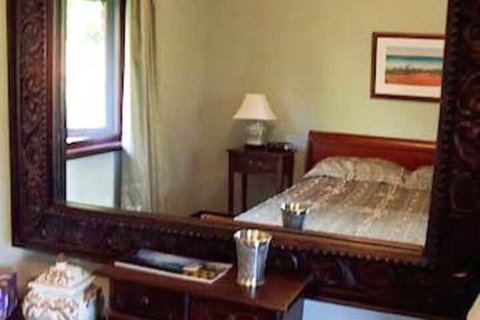 Fawkes House Country Spa Retreat - Accommodation Mermaid Beach 7
