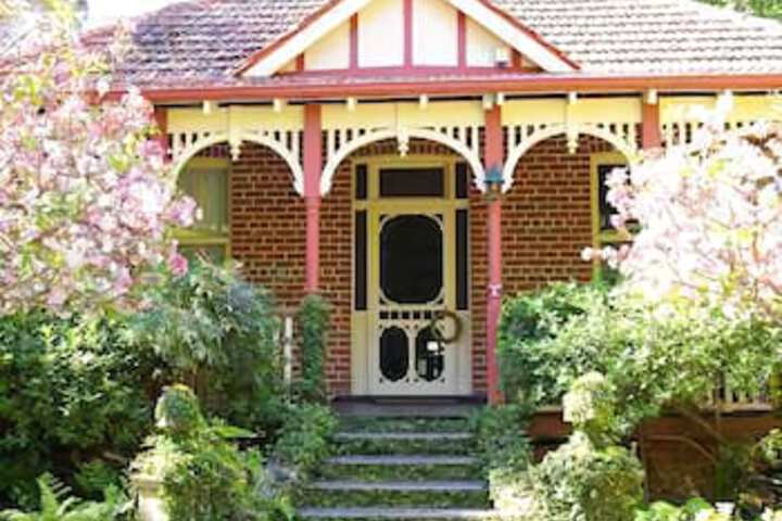 Paulls Valley WA Accommodation Mermaid Beach
