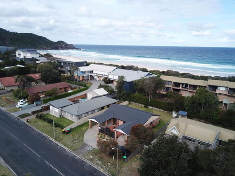LIFES A BEACH 1 - Accommodation Mermaid Beach 1