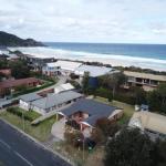 LIFES A BEACH 1 - Accommodation Mermaid Beach 0