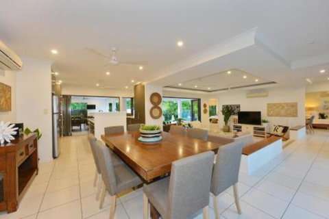 Concha Marina - Accommodation Mermaid Beach 4