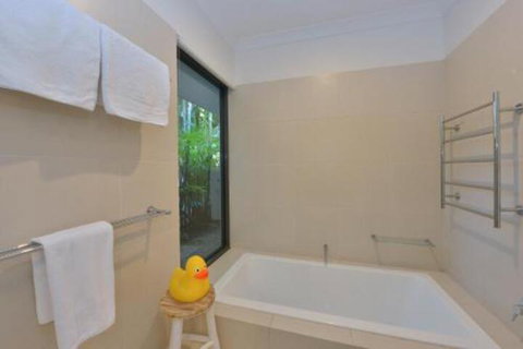 Concha Marina - Accommodation Mermaid Beach 6