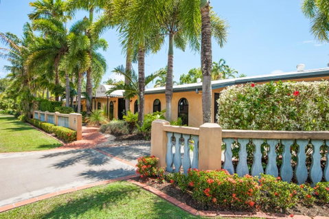 22 On Nautilus - Accommodation Mermaid Beach 6