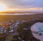 Angourie Blue 7 stroll to surfing beaches. - Accommodation Mermaid Beach