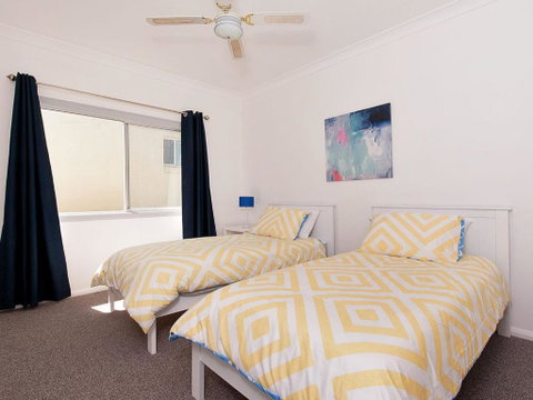 Nelson Bay Getaway 59 - Accommodation Mermaid Beach 1