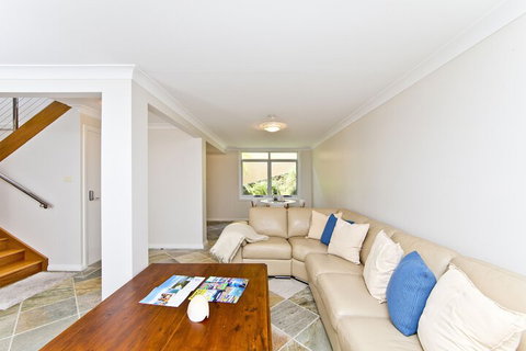 Beachside Haven Your Perfect Oasis Home - Accommodation Mermaid Beach 4