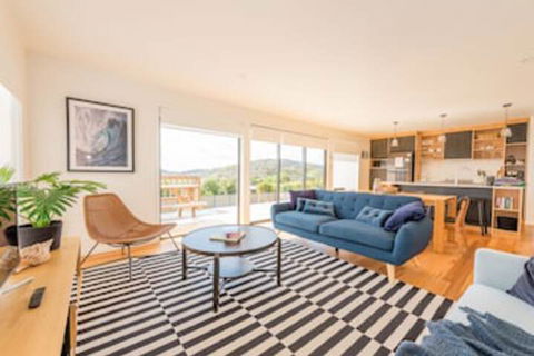 Beach House XIV - Accommodation Mermaid Beach 0