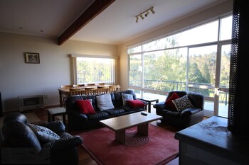 Fairways Close - Accommodation Mermaid Beach 6