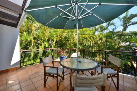 Drifting Port Douglas - Accommodation Mermaid Beach 1