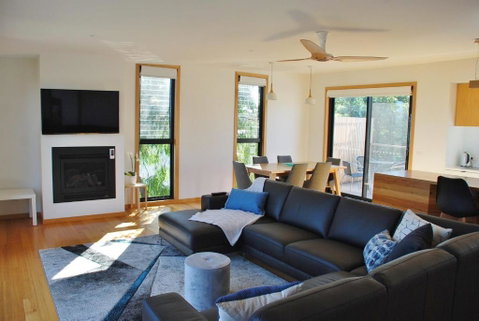 COASTAL BEAUTY On BRUCE - Accommodation Mermaid Beach 2