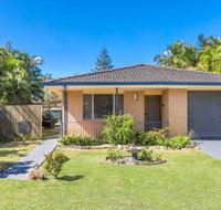 A SWEET ESCAPE Carefree Beach Home - Accommodation Mermaid Beach