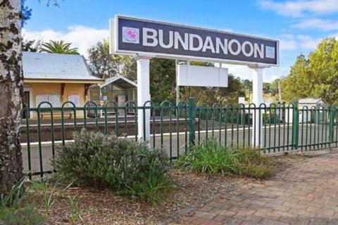 Redhaven House Spacious Quiet & Private - Accommodation Mermaid Beach 2