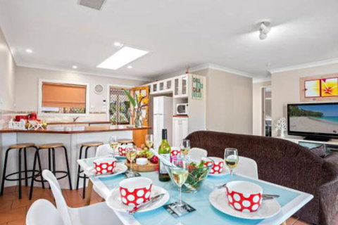 Blue Haze Air Conditioned Comfort - Accommodation Mermaid Beach 0