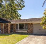 Corner Haven family retreat with outdoor living - Accommodation Mermaid Beach