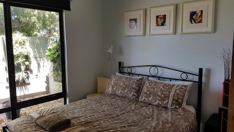 The Good Life - Accommodation Mermaid Beach 3