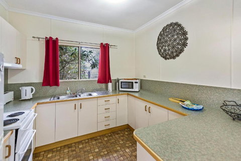 Kambera Pet Friendly Cottage On Raymond Island - Accommodation Mermaid Beach 1