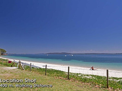 5 Thompson Place Nelson Bay Spacious Duplex Walking Distance To Nelson Bay CBD & Dutchies - Accommodation Mermaid Beach 2
