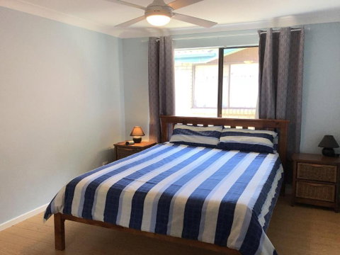 Baydream 13 Pirralea Parade Pet Friendly Aircon Boat Parking - Accommodation Mermaid Beach 3