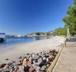 Banyan 14 Montevideo Parade spacious three bedroom pet friendly property with air con