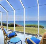 Neptune Absolute Beachfront - Accommodation Mermaid Beach