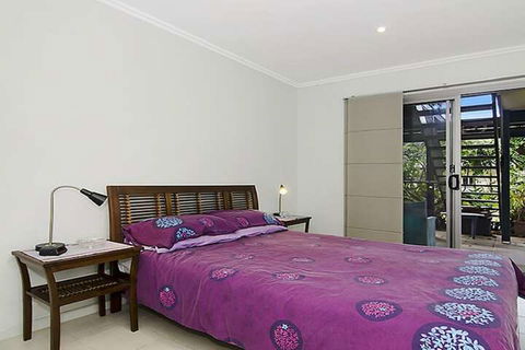 Moana Retreat WiFi - Accommodation Mermaid Beach 5