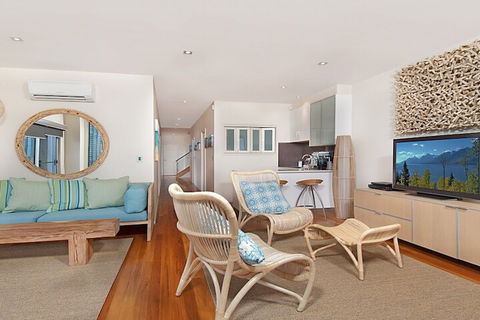 Costa Del Sol - Accommodation Mermaid Beach 4