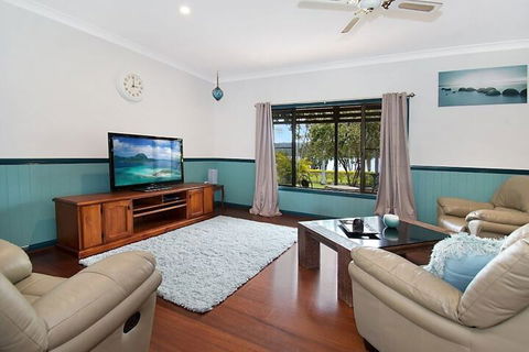 Robins Place - Accommodation Mermaid Beach 7