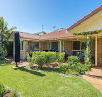 SECRET GARDEN WiFi Netflix Pet Friendly - Accommodation Mermaid Beach