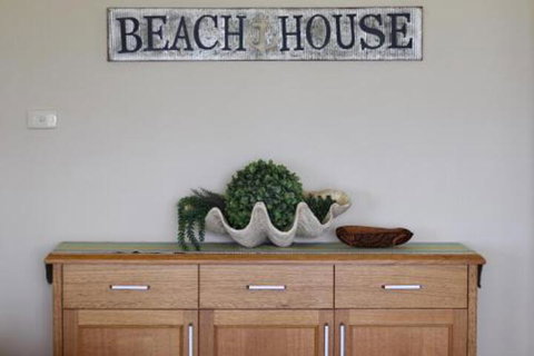 Beachside Husky Waterfront - Accommodation Mermaid Beach 4