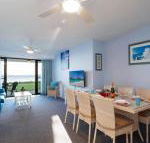 4 Harbourside 3 7 Soldiers Point Road ground floor on the waterfront - Accommodation Mermaid Beach