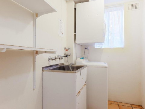 4 Yarramundi 47 Magnus Street Air Conditioned Unit With Water Views - Accommodation Mermaid Beach 6