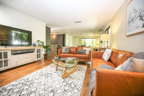 Alderwood - Accommodation Mermaid Beach 6