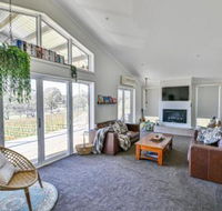 Mortimers Wines The Canopy Loft - Accommodation Mermaid Beach