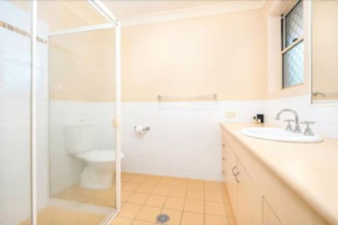 Frangipani Hideaway - Accommodation Mermaid Beach 6