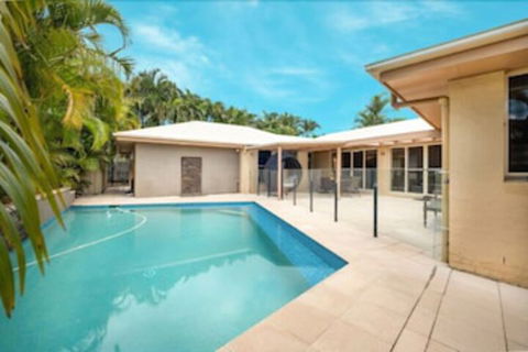Frangipani Hideaway - Accommodation Mermaid Beach 4