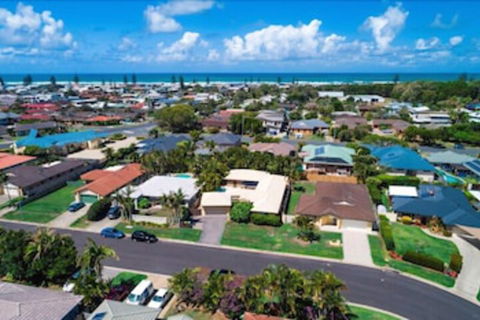 Frangipani Hideaway - Accommodation Mermaid Beach 1