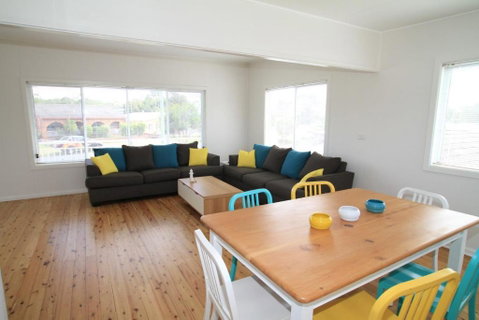 Bright & Breezy - Accommodation Mermaid Beach 3